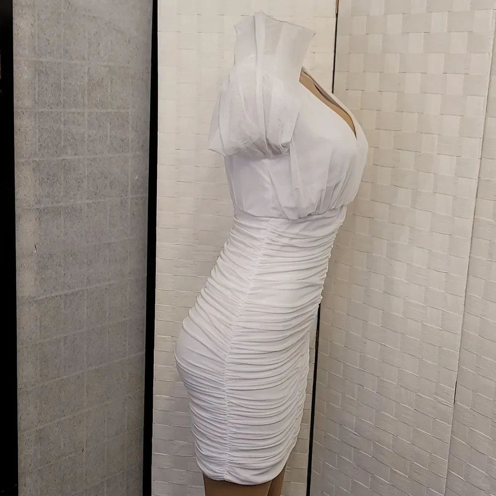 BRAND NEW LOVE X DESIGN RUCHED BODYCON LONG SLEEVE V NECK MINI  COCKTAIL… - Picture 10 of 14